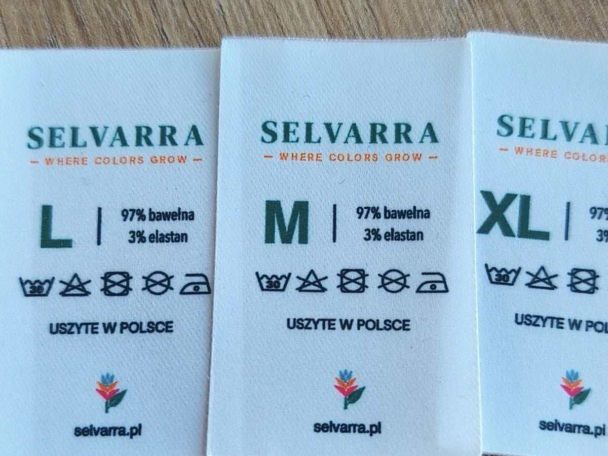 Satynowe metki z rozmiarami i składem 97% bawełna, 3% elastan